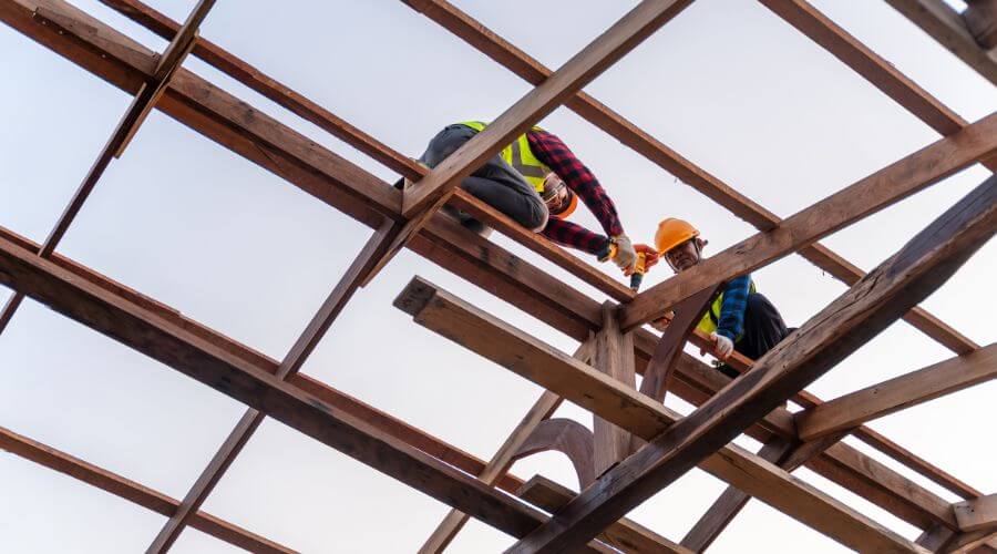 Expert tile roof repair services in Holmesville, OH